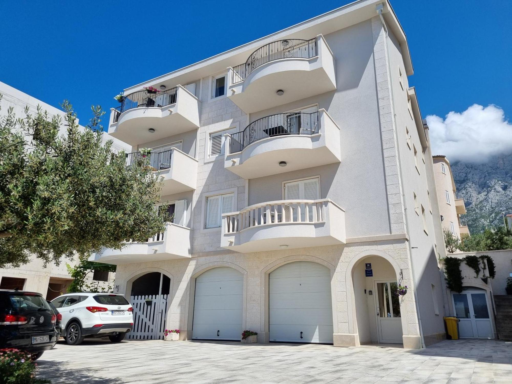 Apartments Tomas Makarska Exterior foto